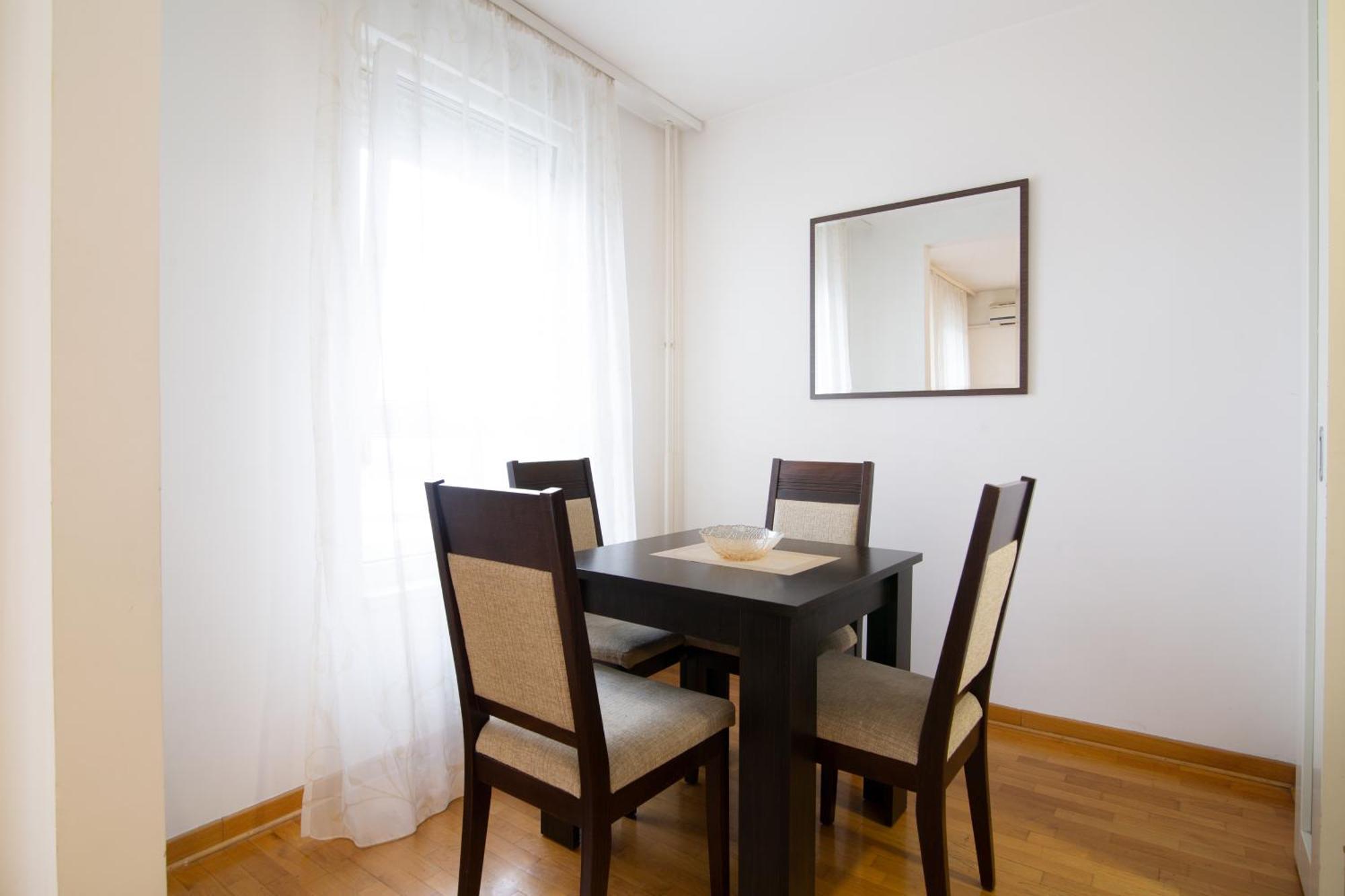 Delta Residence Belville Белград Стая снимка
